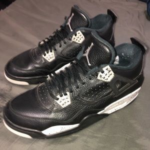Air Jordan 4 Retro Oreo